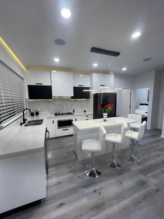 האנטינגטון ביץ' Luxury 2 Bedroom Villa מראה חיצוני תמונה